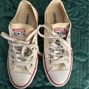 Converse low top